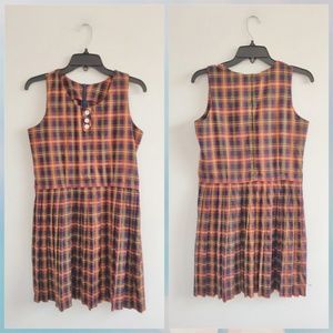 Plaid pleated sleeveless dress